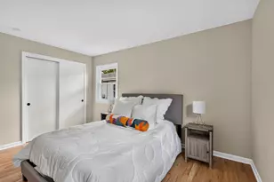 145 Walton St, Barrington, IL 60010 - Photo 20