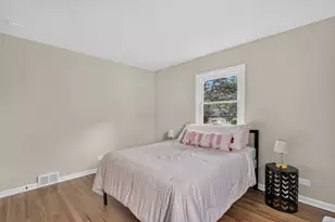 145 Walton St, Barrington, IL 60010 - Photo 26