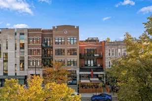 2041 W Division St, Chicago, IL 60622 - Photo 2