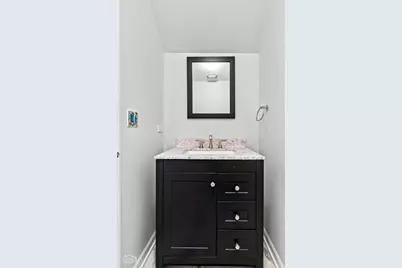 7768 N Sheridan Road #1, Chicago, IL 60626 - Photo 22