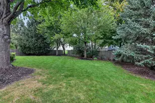 806 Baden Ave, Oswego, IL 60543 - Photo 34