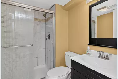 806 Baden Avenue, Oswego, IL 60543 - Photo 32