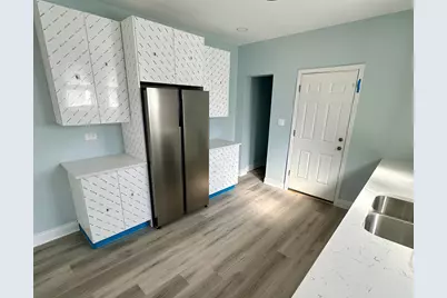 10145 S Lafayette Avenue, Chicago, IL 60628 - Photo 8