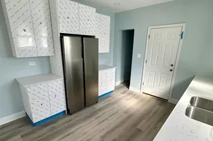 10145 S Lafayette Ave, Chicago, IL 60628 - Photo 8