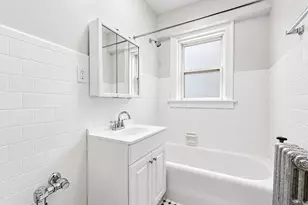 6748 N Ashland Ave, Chicago, IL 60626 - Photo 4