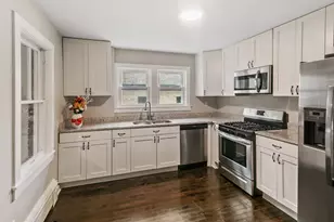 10104 S Kildare Ave, Oak Lawn, IL 60453 - Photo 4
