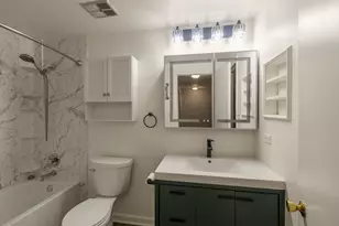 1990 Oxford Ln, Hoffman Estates, IL 60169 - Photo 18