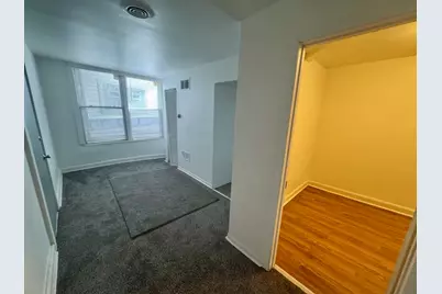 10550 S Ewing Avenue, Chicago, IL 60617 - Photo 10