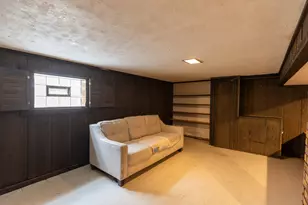 2433 S Keystone Ave, North Riverside, IL 60546 - Photo 14