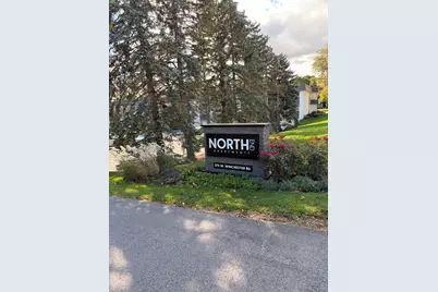 375 W Winchester Road #109, Libertyville, IL 60048 - Photo 2