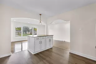 17061 Evans Dr, South Holland, IL 60473 - Photo 8