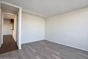 1400 E 55th St, Chicago, IL 60637 - Photo 8