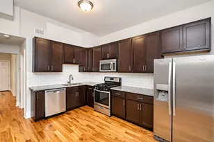 2747 W Augusta Blvd, Chicago, IL 60622 - Photo 2