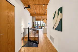 2333 W St Paul Ave, Chicago, IL 60647 - Photo 2