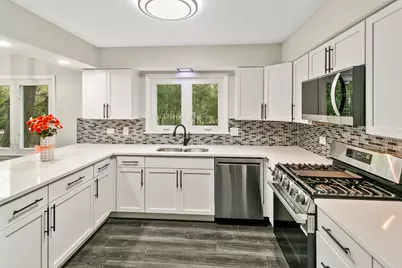 30 Strauss Lane, Olympia Fields, IL 60461 - Photo 6