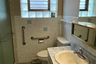 569 W Crockett Ave, Elmhurst, IL 60126 - Photo 10
