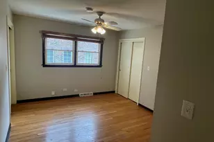 569 W Crockett Ave, Elmhurst, IL 60126 - Photo 6