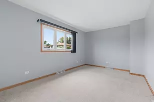 6148 La Grande Ct, Oak Forest, IL 60452 - Photo 14