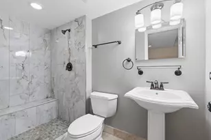 6148 La Grande Ct, Oak Forest, IL 60452 - Photo 22