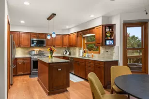 5485 Fox Path Ln, Hoffman Estates, IL 60192 - Photo 18