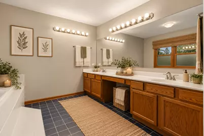 5485 Fox Path Lane, Hoffman Estates, IL 60192 - Photo 38