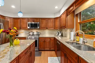 5485 Fox Path Ln, Hoffman Estates, IL 60192 - Photo 22