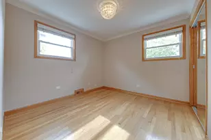 2574 Rhodes Ave, River Grove, IL 60171 - Photo 12