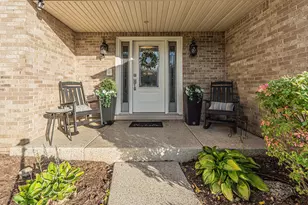 4N563 Arrowhead Dr, Saint Charles, IL 60175 - Photo 14