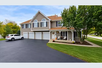 1331 Lowell Drive, South Elgin, IL 60177 - Photo 2