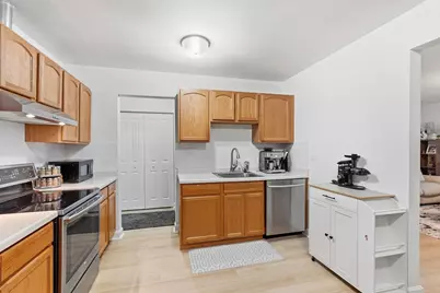 7410 Brookdale Drive #214, Darien, IL 60561 - Photo 8