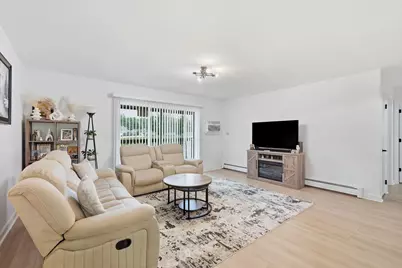 7410 Brookdale Drive #214, Darien, IL 60561 - Photo 4