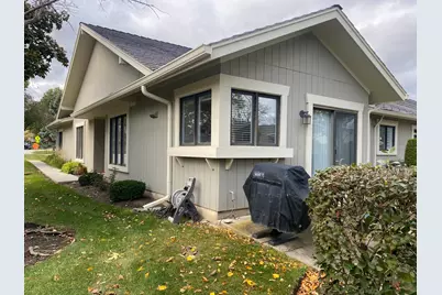 1427 James Court, Libertyville, IL 60048 - Photo 2