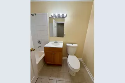 7011 S East End Avenue #H, Chicago, IL 60649 - Photo 4