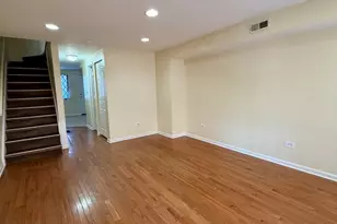 7011 S East End Ave, Chicago, IL 60649 - Photo 2