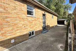 14425 Vail Ave, Dixmoor, IL 60426 - Photo 2
