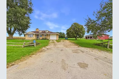 1754 Brooklyn Road, Ashton, IL 61006 - Photo 4