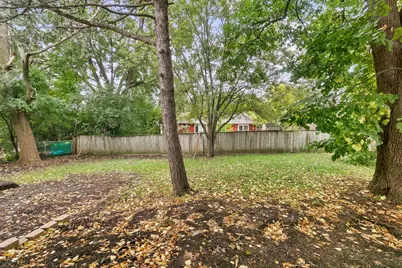 21W741 Huntington Road, Glen Ellyn, IL 60137 - Photo 22