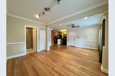 3722 W School Street #1W, Chicago, IL 60618 - Photo 4