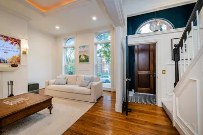 2143 N Sedgwick Street, Chicago, IL 60614 - Photo 2