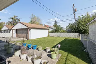 2921 S 10th Ave, Broadview, IL 60155 - Photo 18