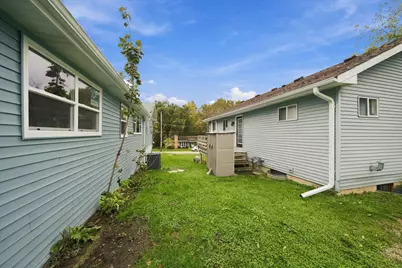 42279 N Elm Street, Antioch, IL 60002 - Photo 10