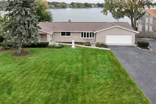 36897 N Nathan Hale Dr, Lake Villa, IL 60046 - Photo 1
