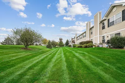 425 Windham Cove Drive, Crystal Lake, IL 60014 - Photo 22