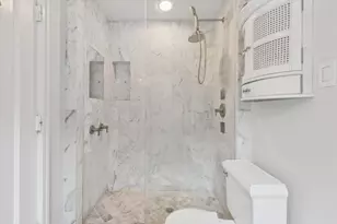 3100 N Sheridan Rd, Chicago, IL 60657 - Photo 14