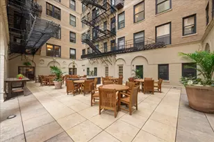 3100 N Sheridan Rd, Chicago, IL 60657 - Photo 20
