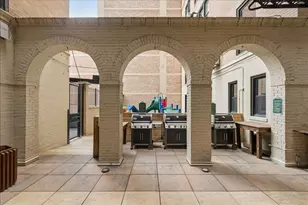 3100 N Sheridan Rd, Chicago, IL 60657 - Photo 22