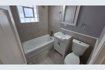 241 Warren Street, Calumet City, IL 60409 - Photo 10
