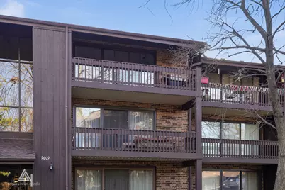 9609 Austin Avenue #W3, Oak Lawn, IL 60453 - Photo 2