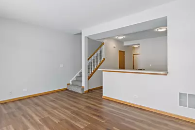 2276 Flagstone Lane, Carpentersville, IL 60110 - Photo 6