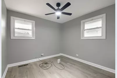 15301 Dorchester Avenue, Dolton, IL 60419 - Photo 14